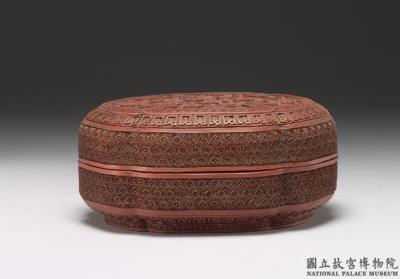 图片[2]-Carved red lacquer six-lobed box with decor of floating plum blossoms on curled waves, Qing dynasty (1644-1911)-China Archive